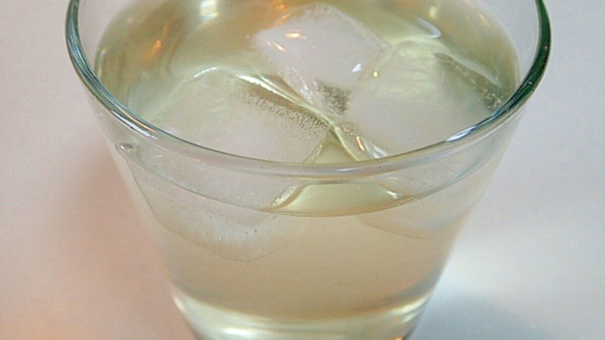 熱中症対策に 梅シロップとレモンのソルトドリンク レシピ 作り方 By ぷ みぃまま 楽天レシピ